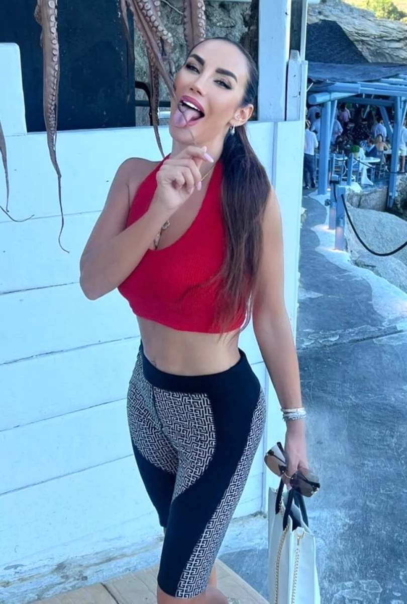 Alisa escort in Dubai