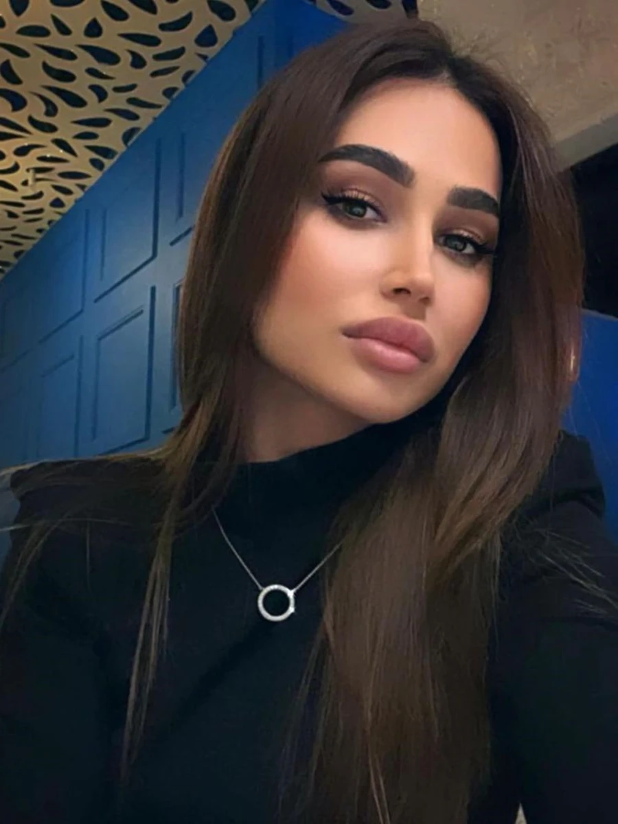 Amina escort in Dubai