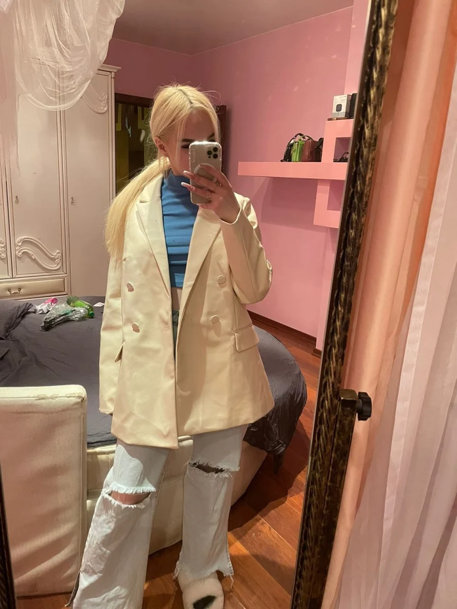 Angelica escort in Dubai