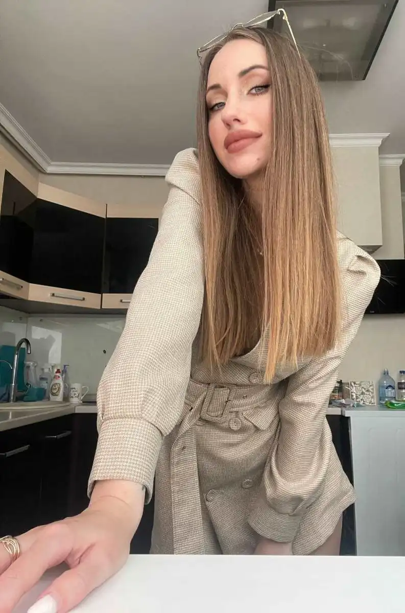 Anna escort in Dubai