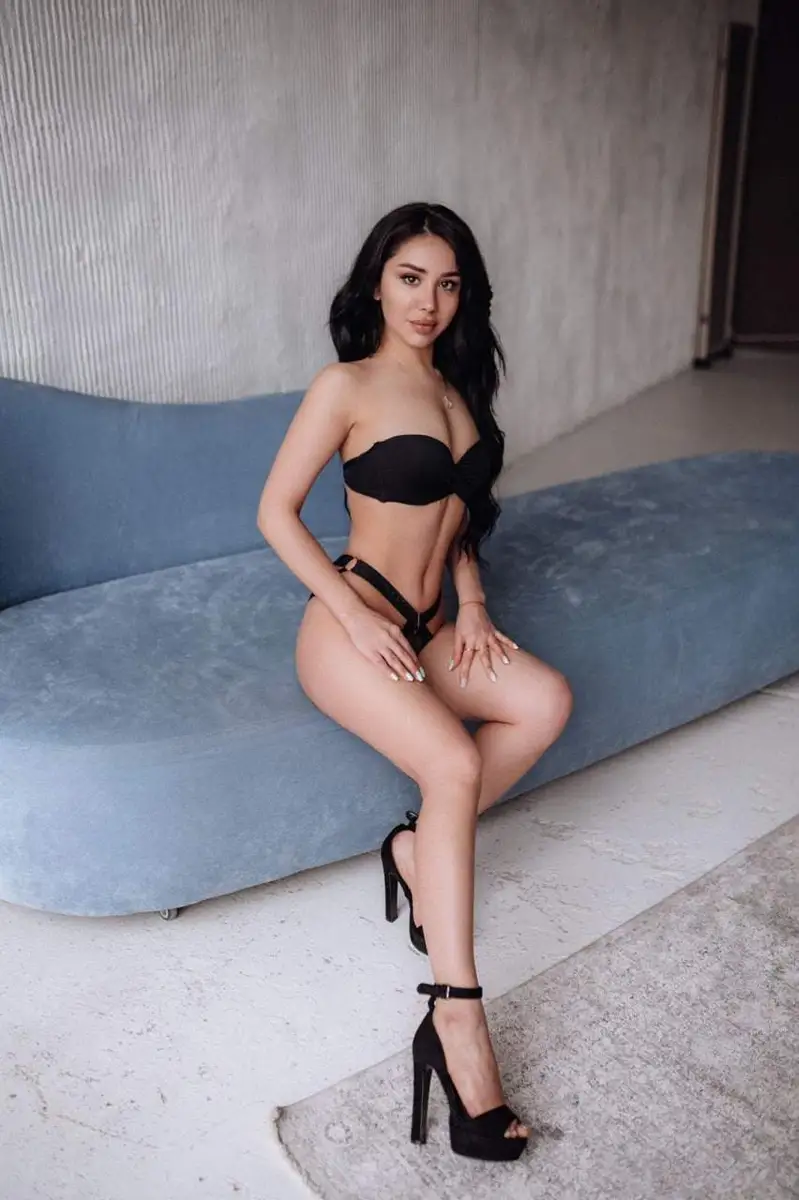 Asty escort in Dubai
