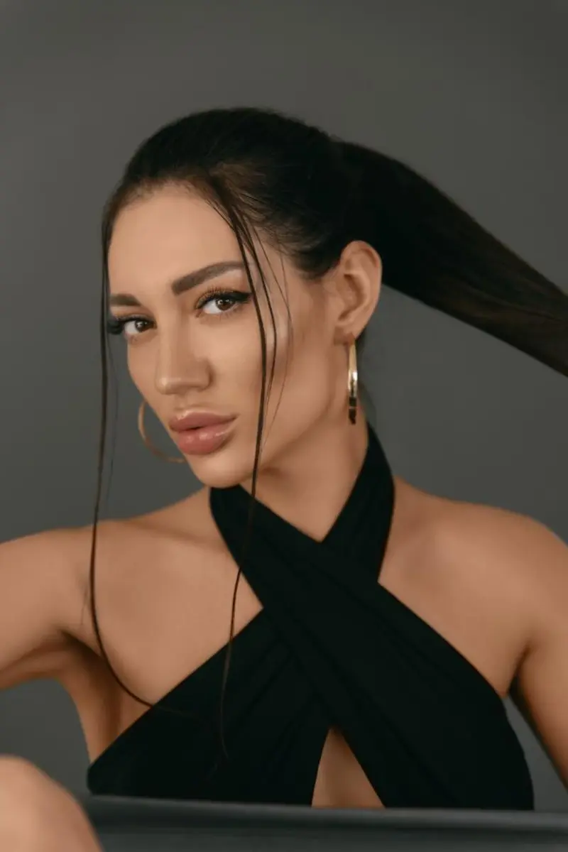 Cornelia escort in Dubai