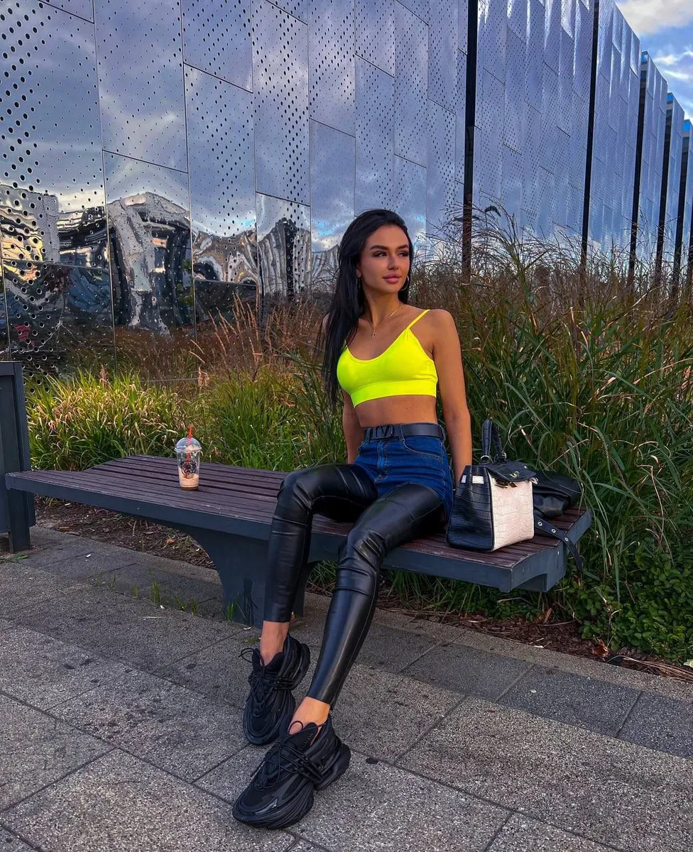 Isabel escort in Dubai