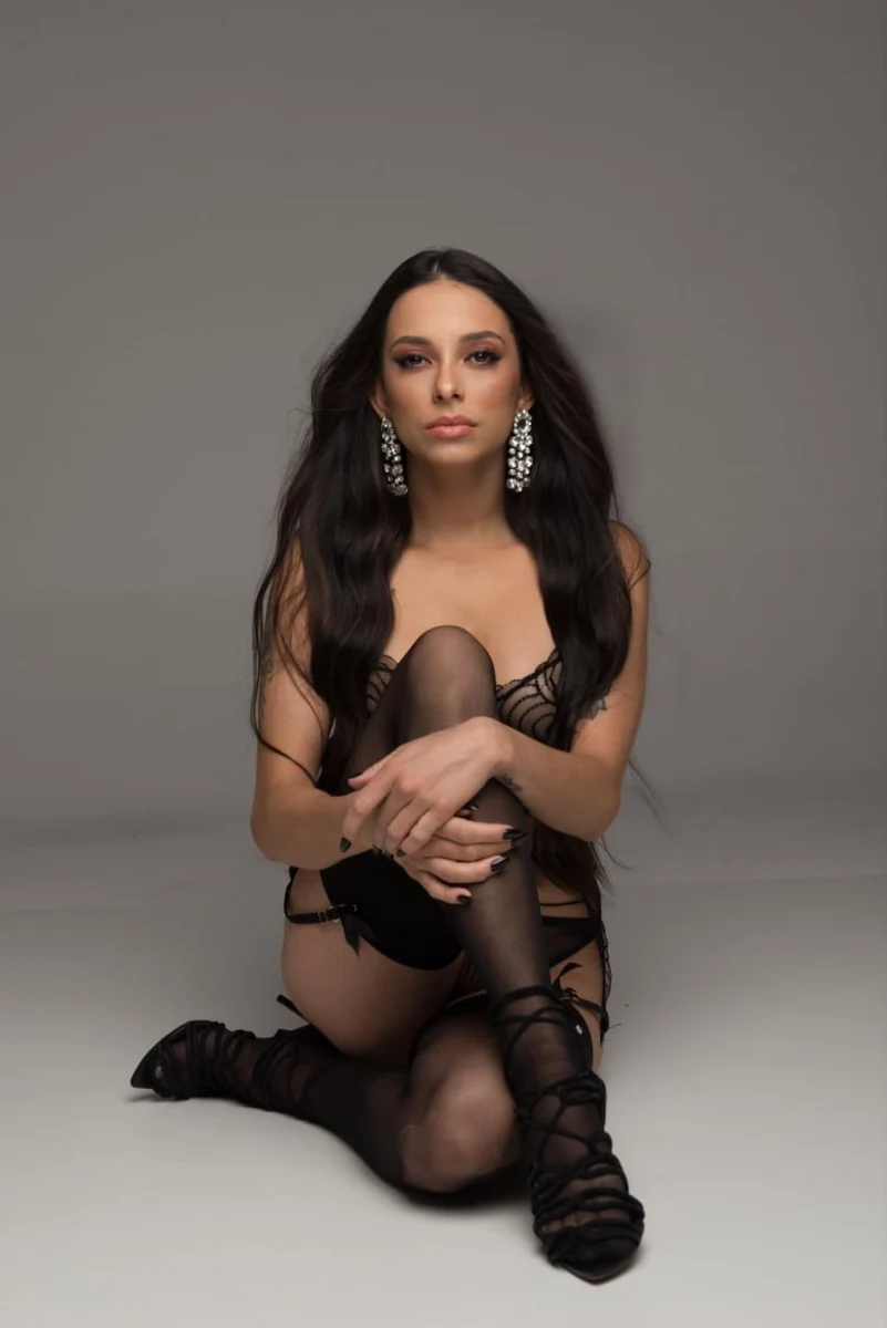 Monique escort in Dubai