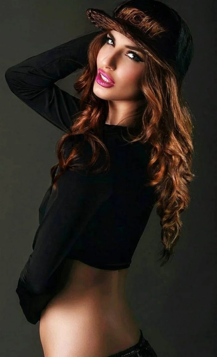 Ninnel escort in Dubai