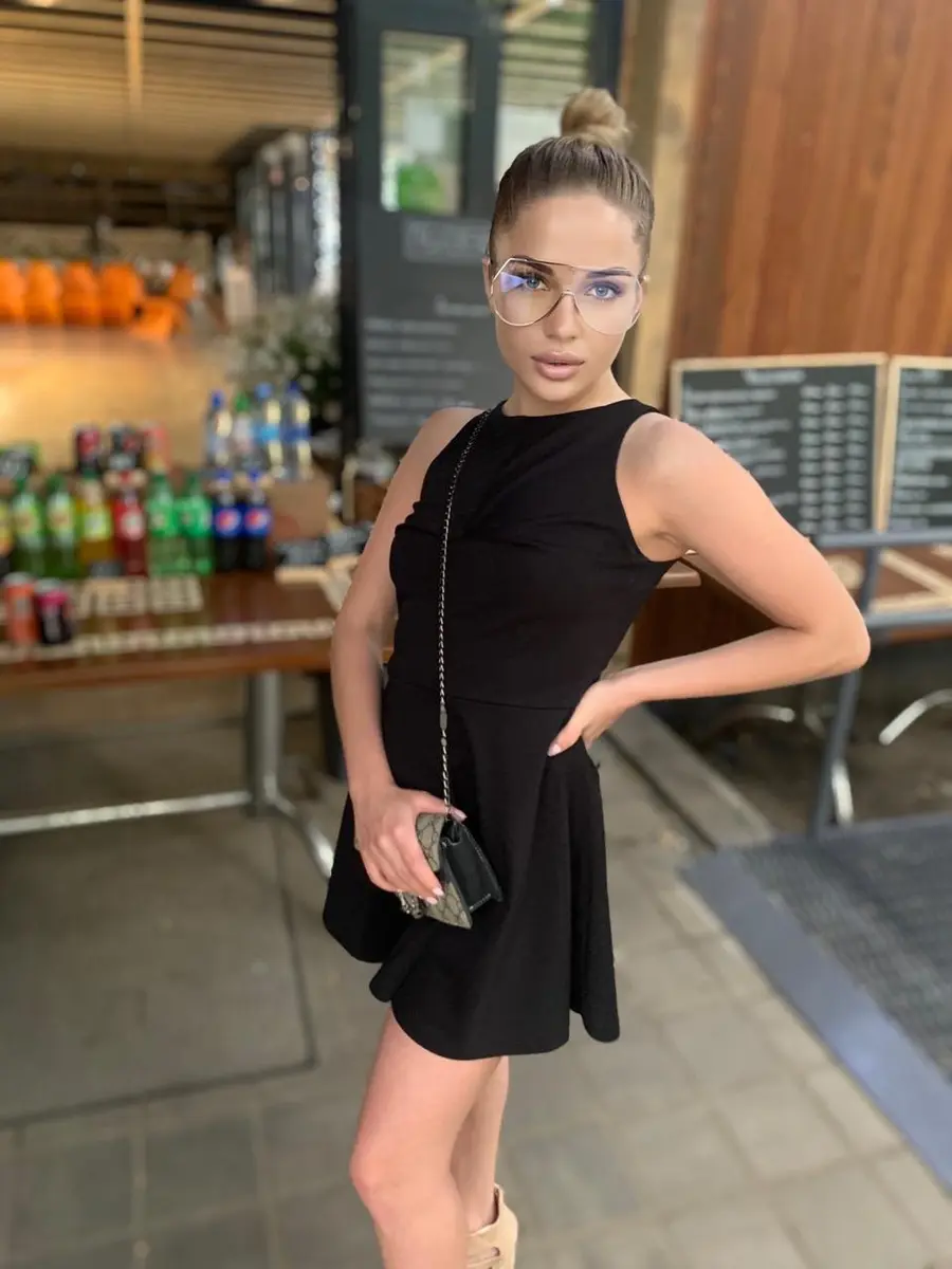 Olivia escort in Dubai