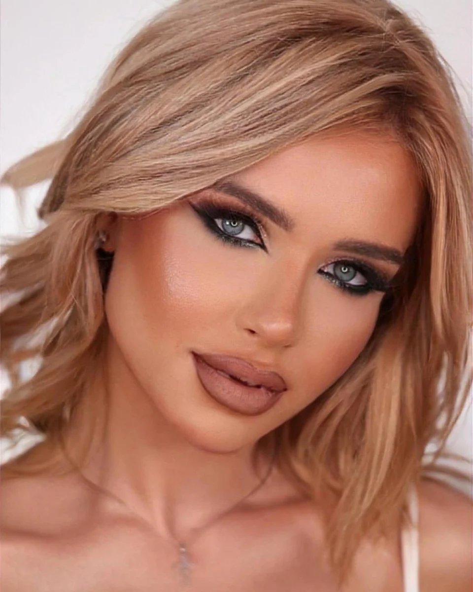 Stella escort in Dubai